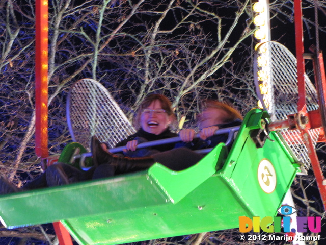 SX25445 Lib and Jenni on ferris wheel at Cardiff Winter Wonderland